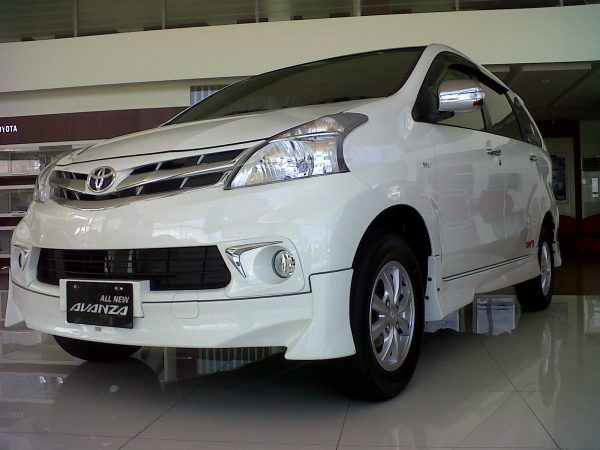 Bodykit Toyota All New Avanza TOMS – FRP (Grade B)