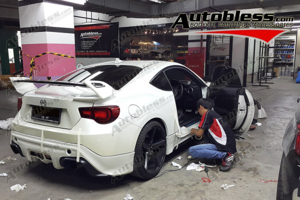 Wing Spoiler Toyota FT86 Tommy Kaira Carbon – FRP (Grade A)